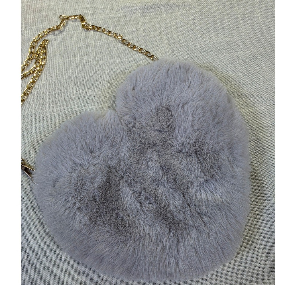 Grey Faux Fur Heart Shaped Crossbody Bag Gold Chain Strap Y2K Coquette Aesthetic - Picture 4 of 6